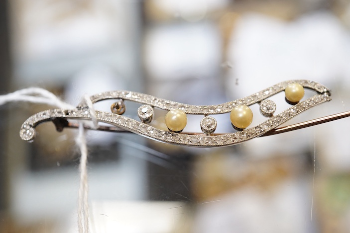A diamond brooch, circa 1920